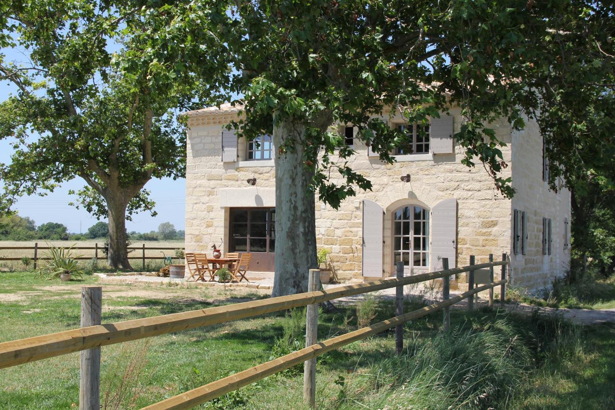 Bed and Breakfast Le Mazet De Jean Le Cailar Exterior foto