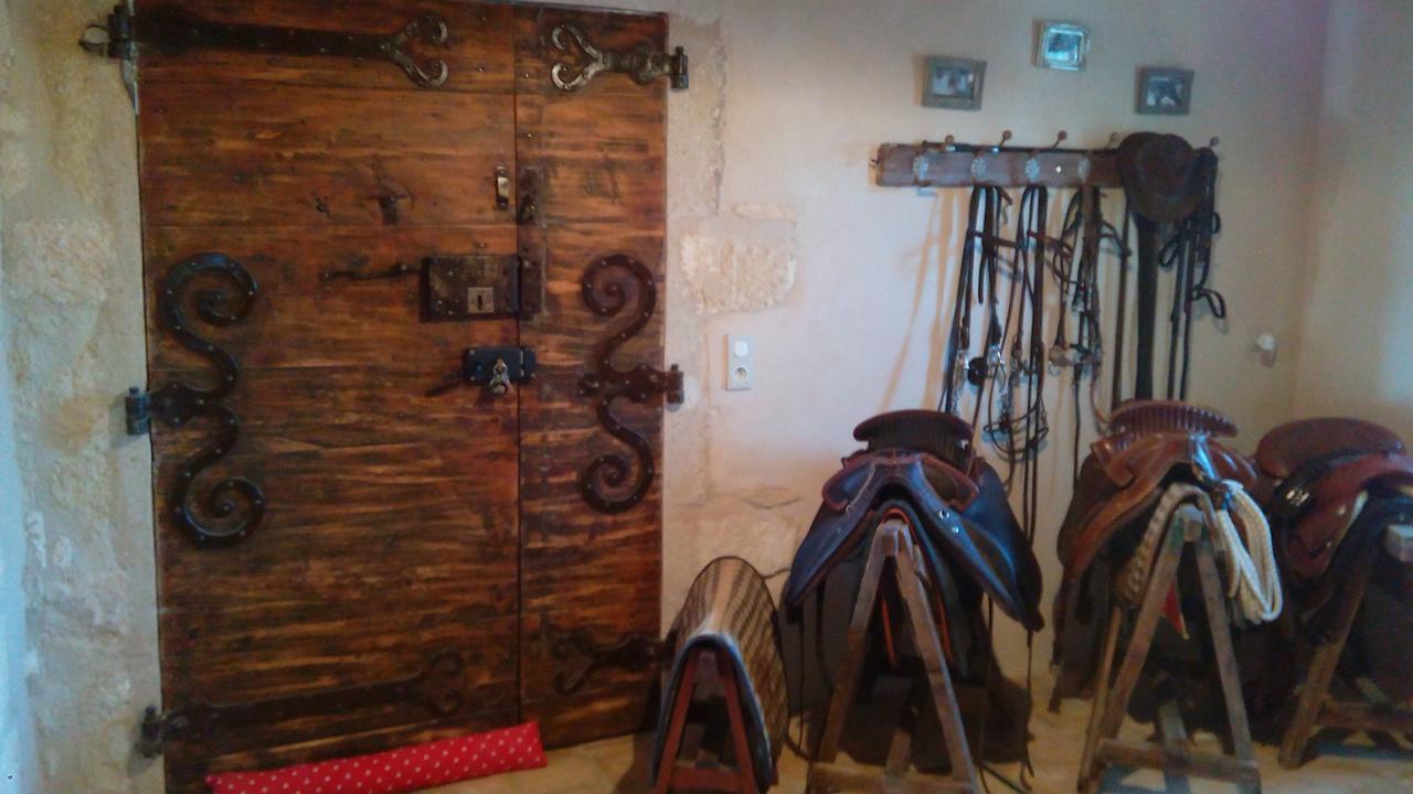 Bed and Breakfast Le Mazet De Jean Le Cailar Exterior foto